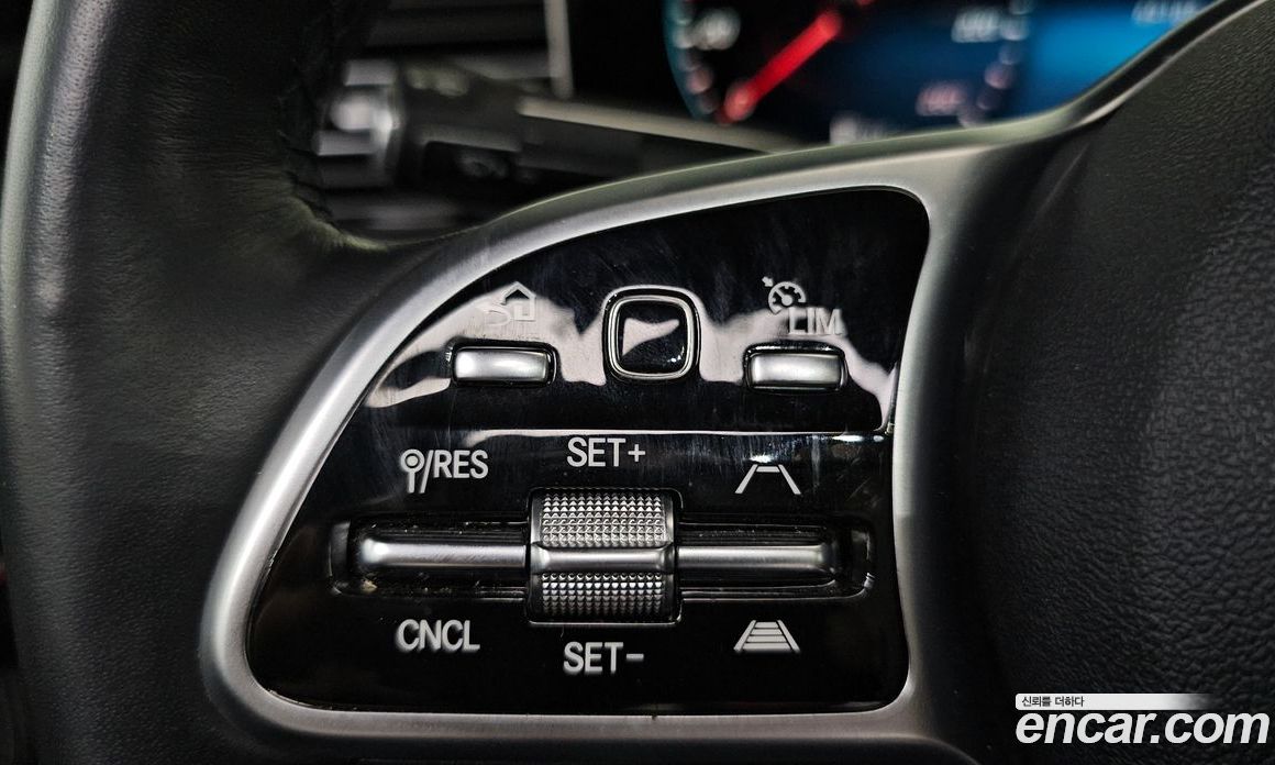 Mercedes-Benz GLE-Class W167 фото 32