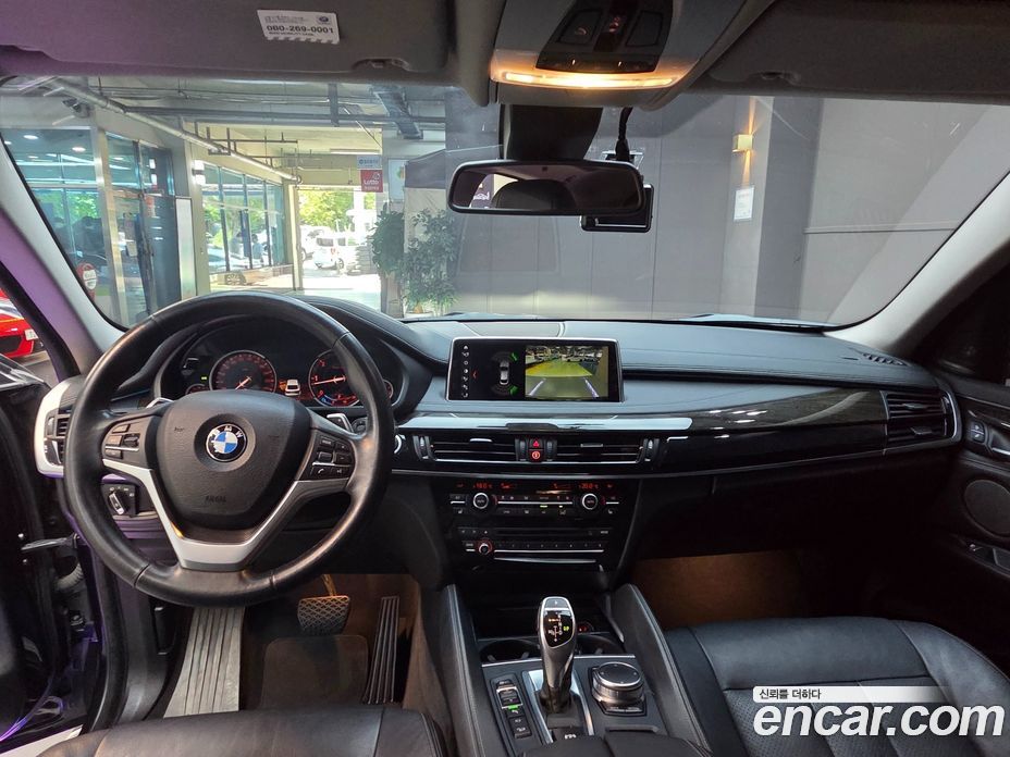 BMW X6 (F16) фото 11