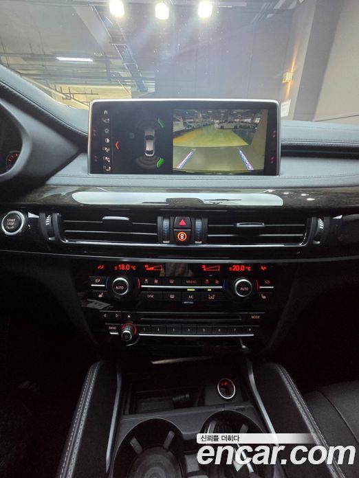 BMW X6 (F16) фото 13
