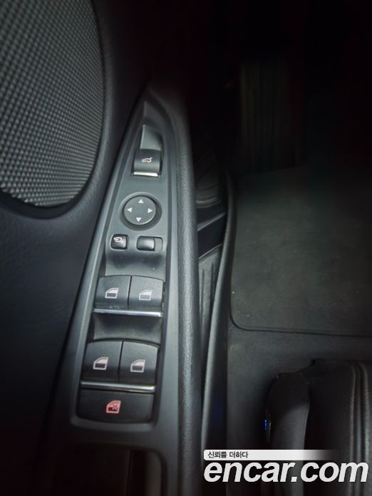 BMW X6 (F16) фото 14