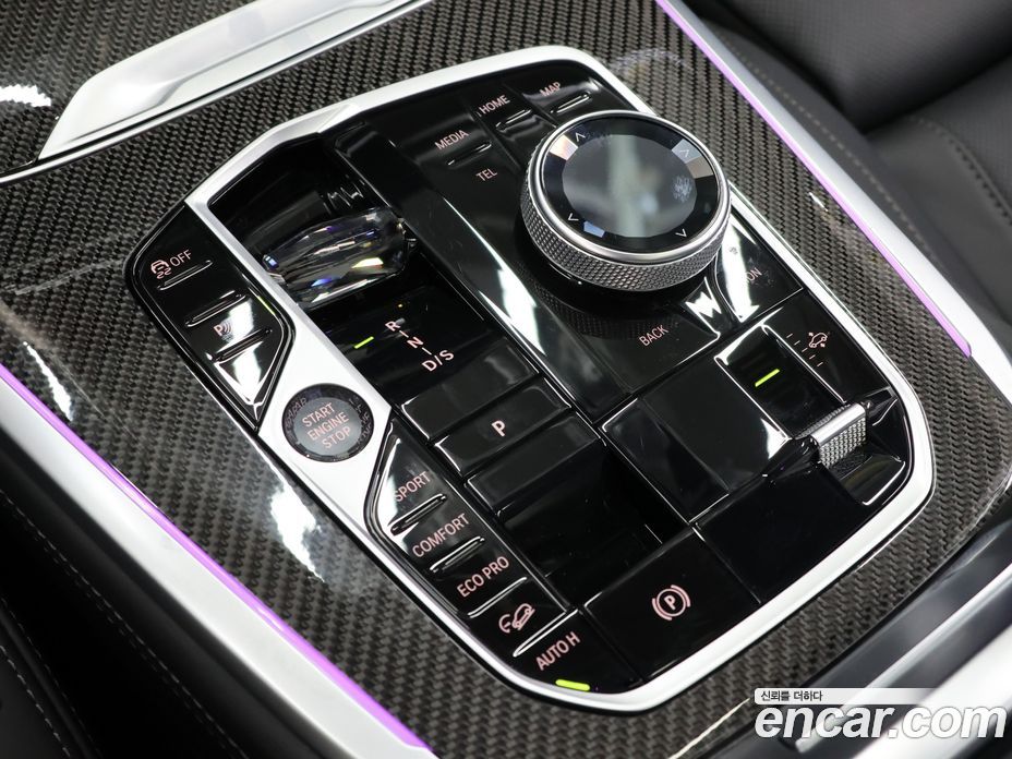 BMW X7 (G07) фото 14