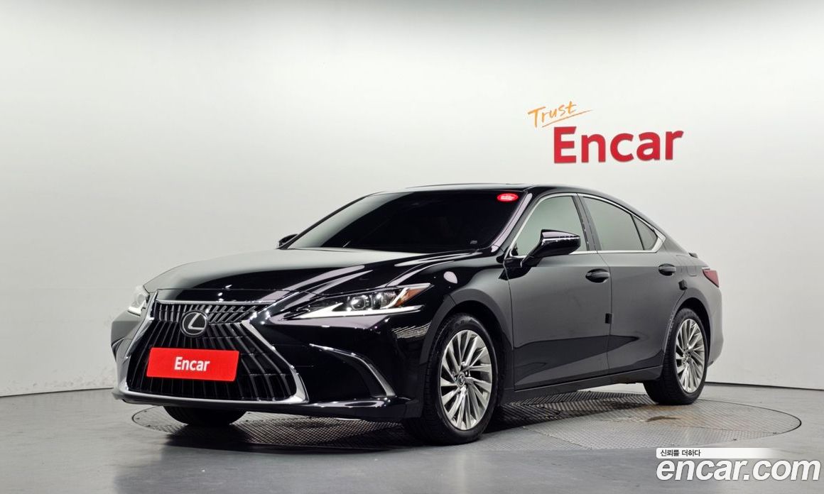 Lexus ES300h 7th Gen