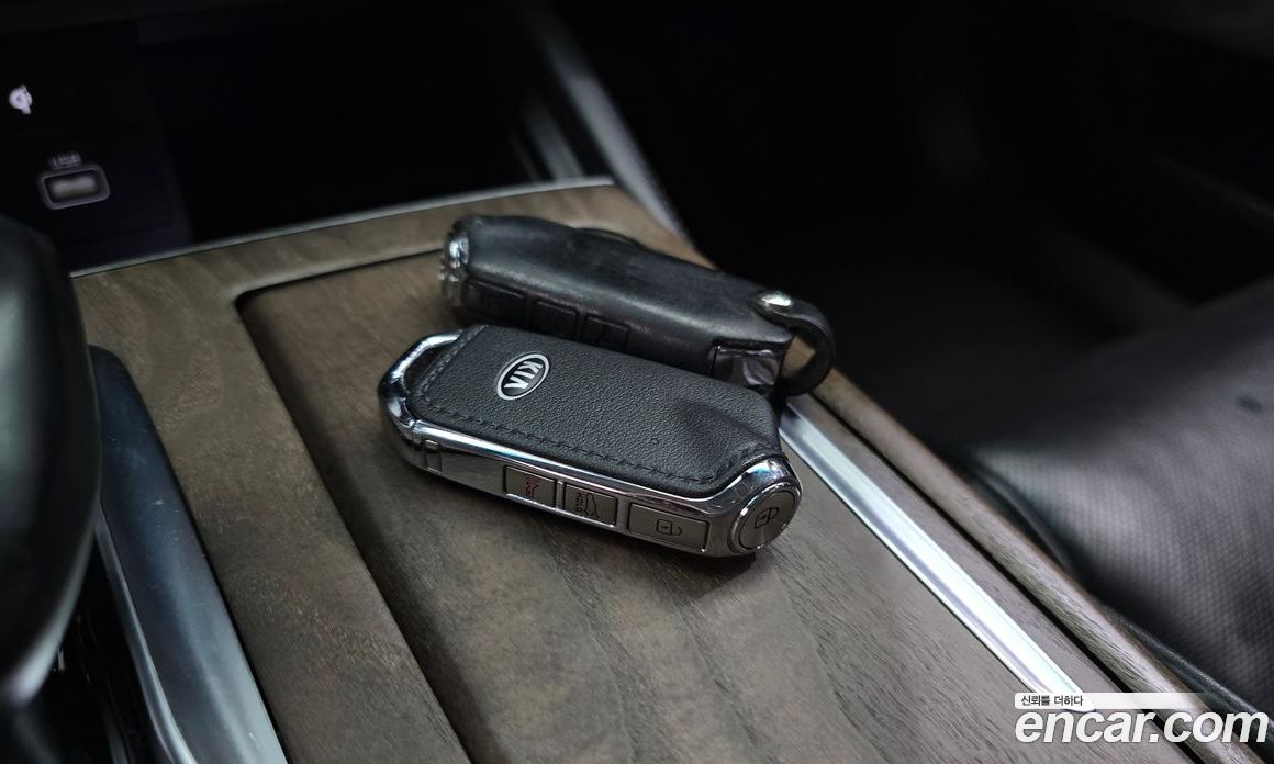 Kia K9 2nd Gen фото 18