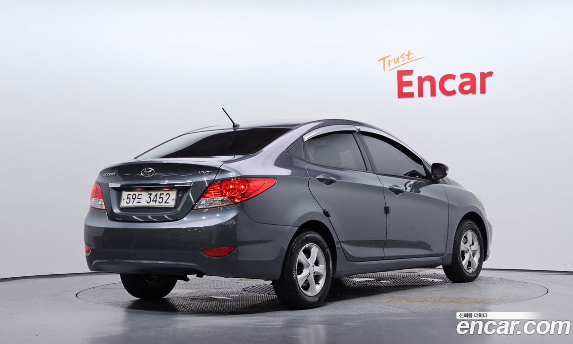 Hyundai Accent (New Type) фото 2