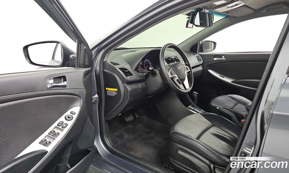 Hyundai Accent (New Type) фото 10