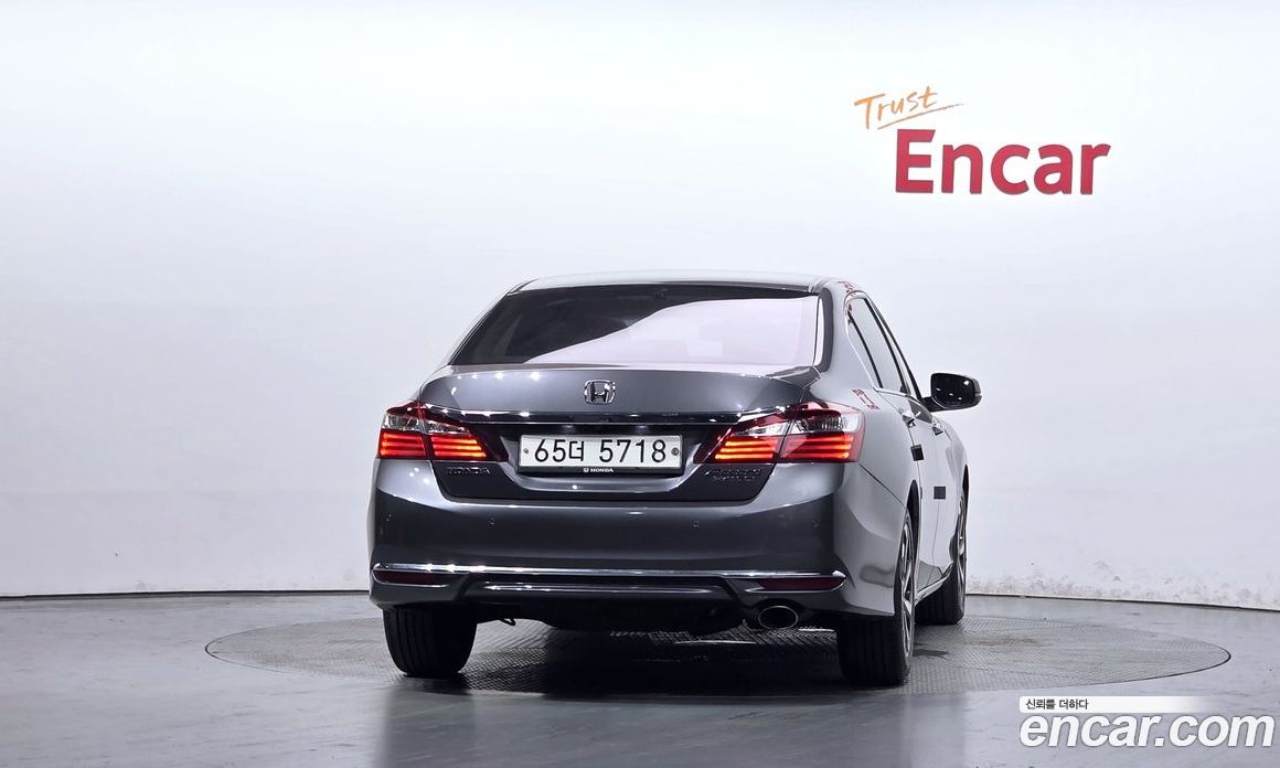 Honda All New Accord фото 4