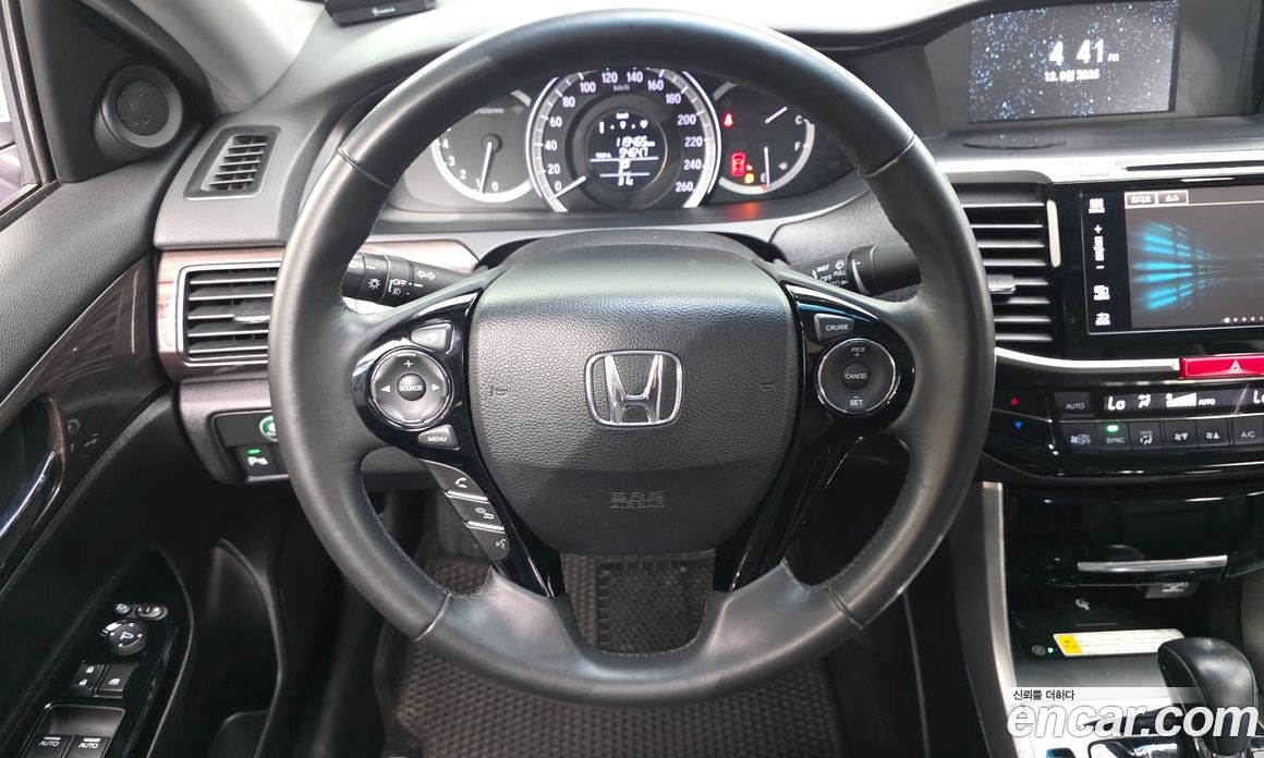 Honda All New Accord фото 13