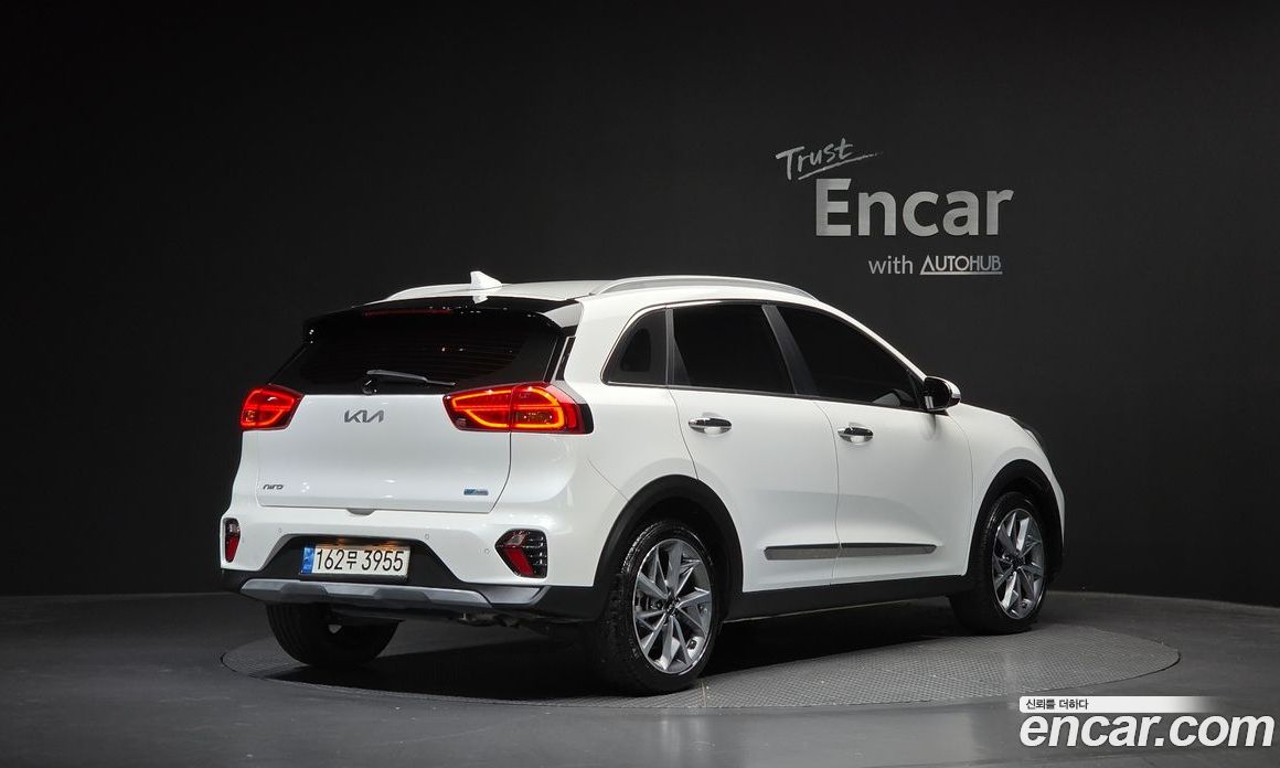 Kia Niro 1st Gen Restyling фото 2