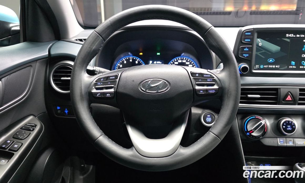 Hyundai Kona фото 13