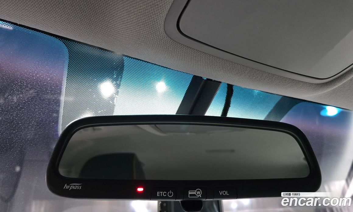 Hyundai Kona фото 17