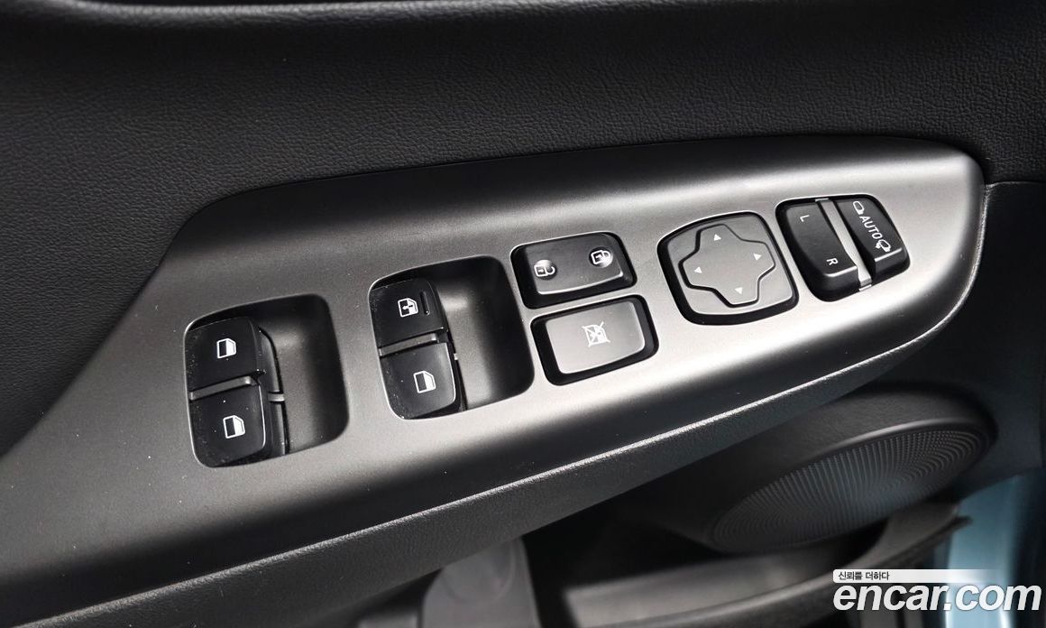 Hyundai Kona фото 28
