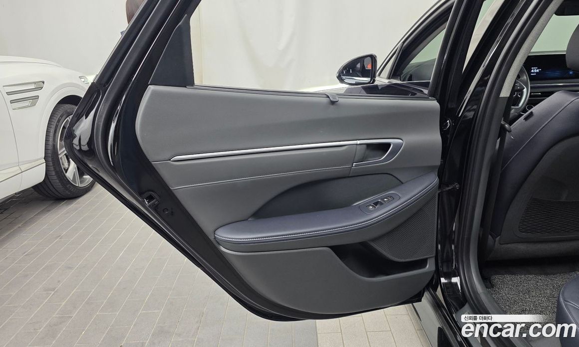 Hyundai Sonata (DN8) фото 25