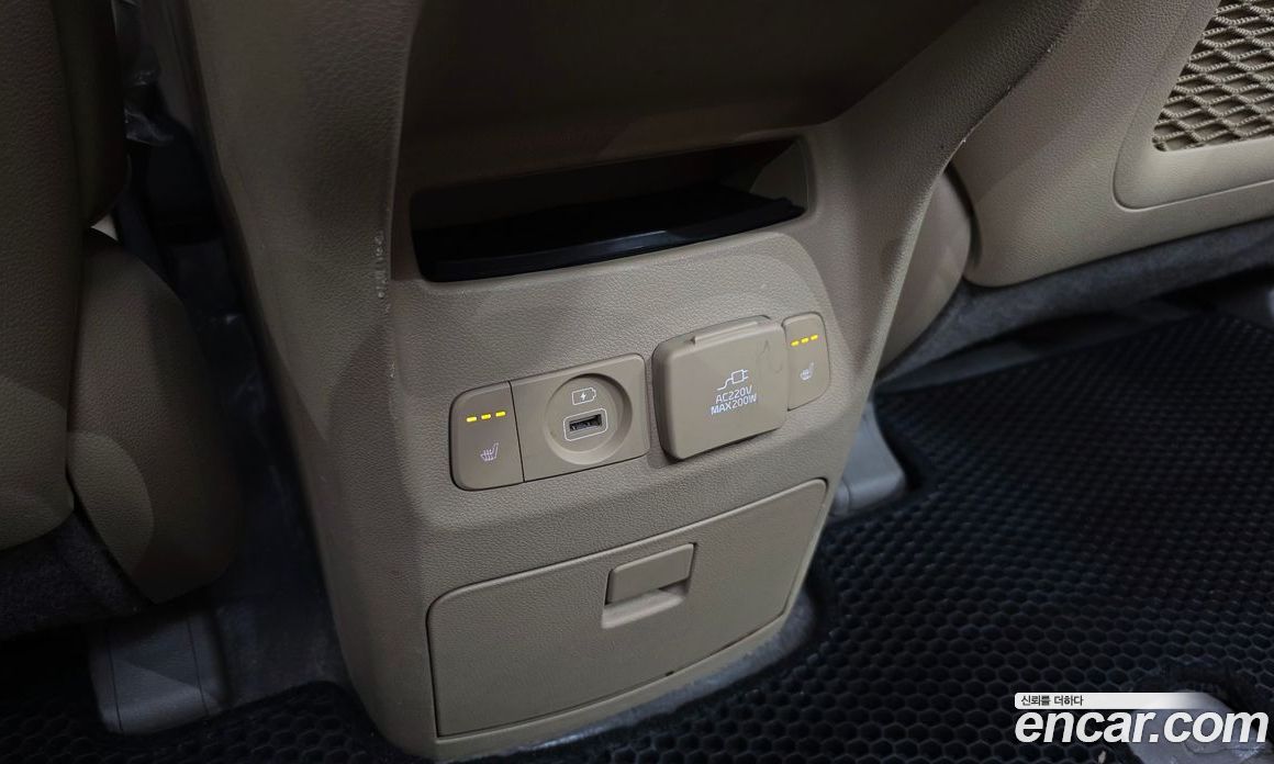 Kia Carnival 3rd Gen Restyling фото 19
