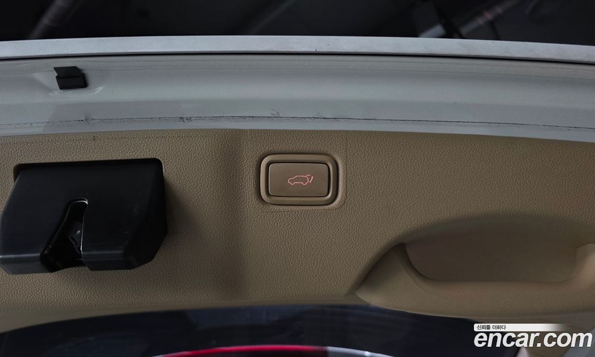 Kia Carnival 3rd Gen Restyling фото 28