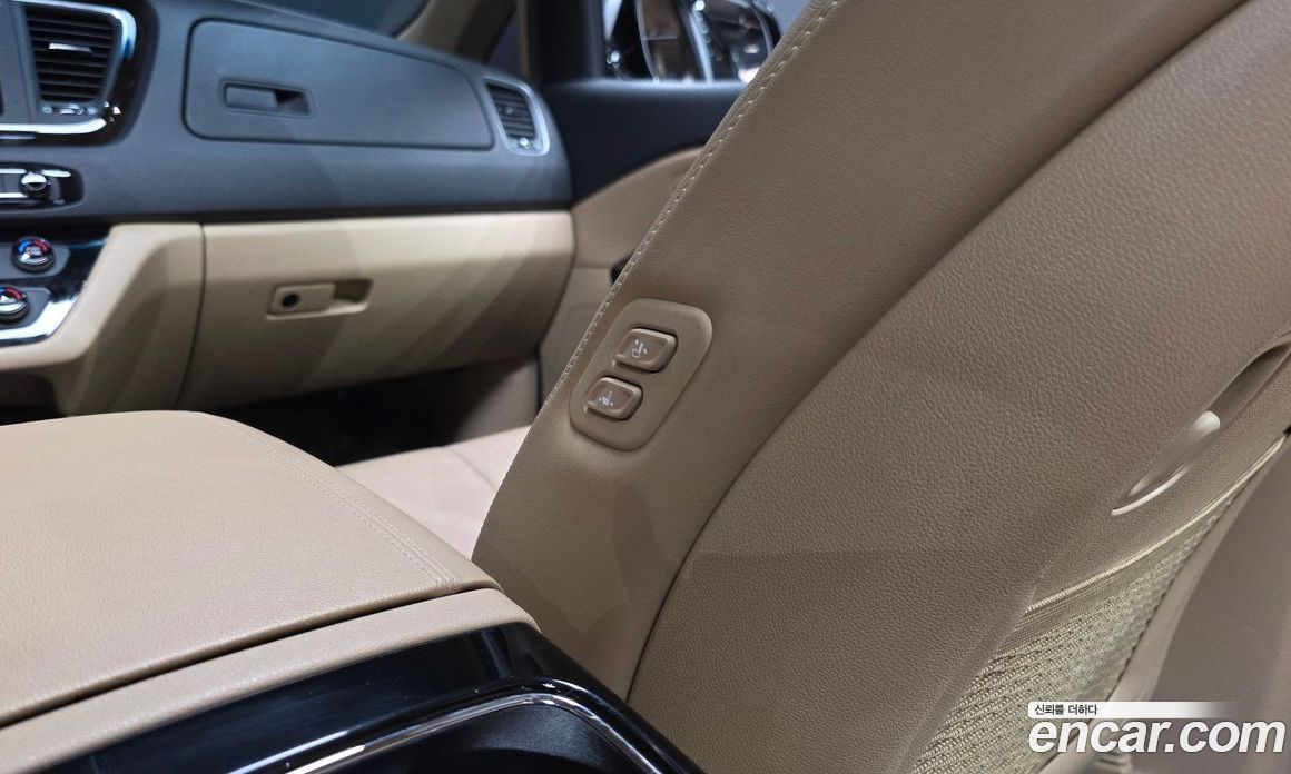 Kia Carnival 3rd Gen Restyling фото 34