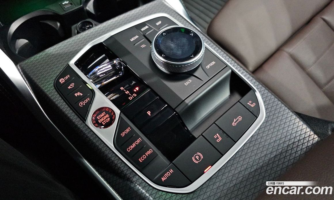 BMW 4-Series (G22) фото 8
