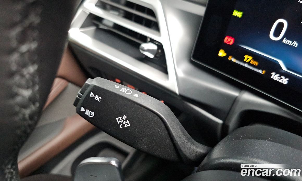 BMW 4-Series (G22) фото 27