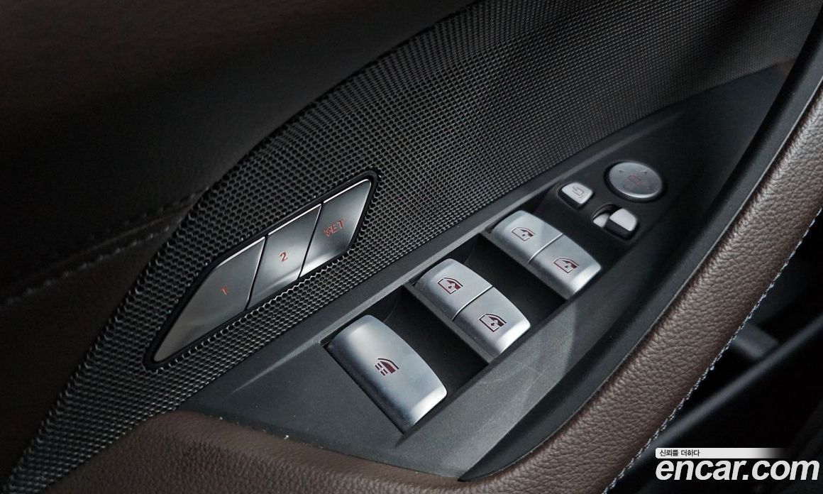 BMW 4-Series (G22) фото 29