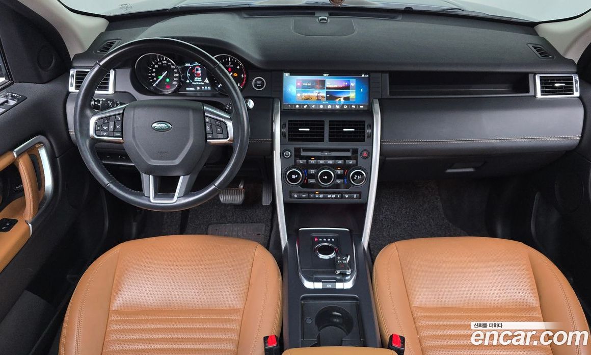 Land Rover Discovery Sport 1st Gen фото 6