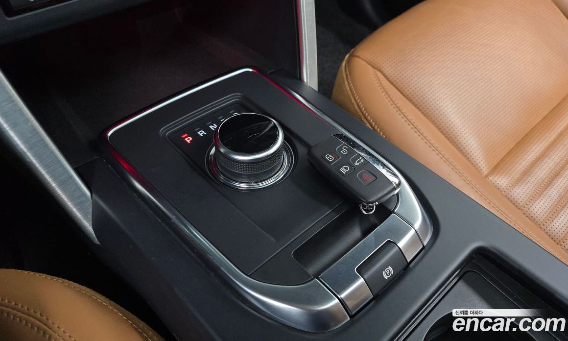 Land Rover Discovery Sport 1st Gen фото 8