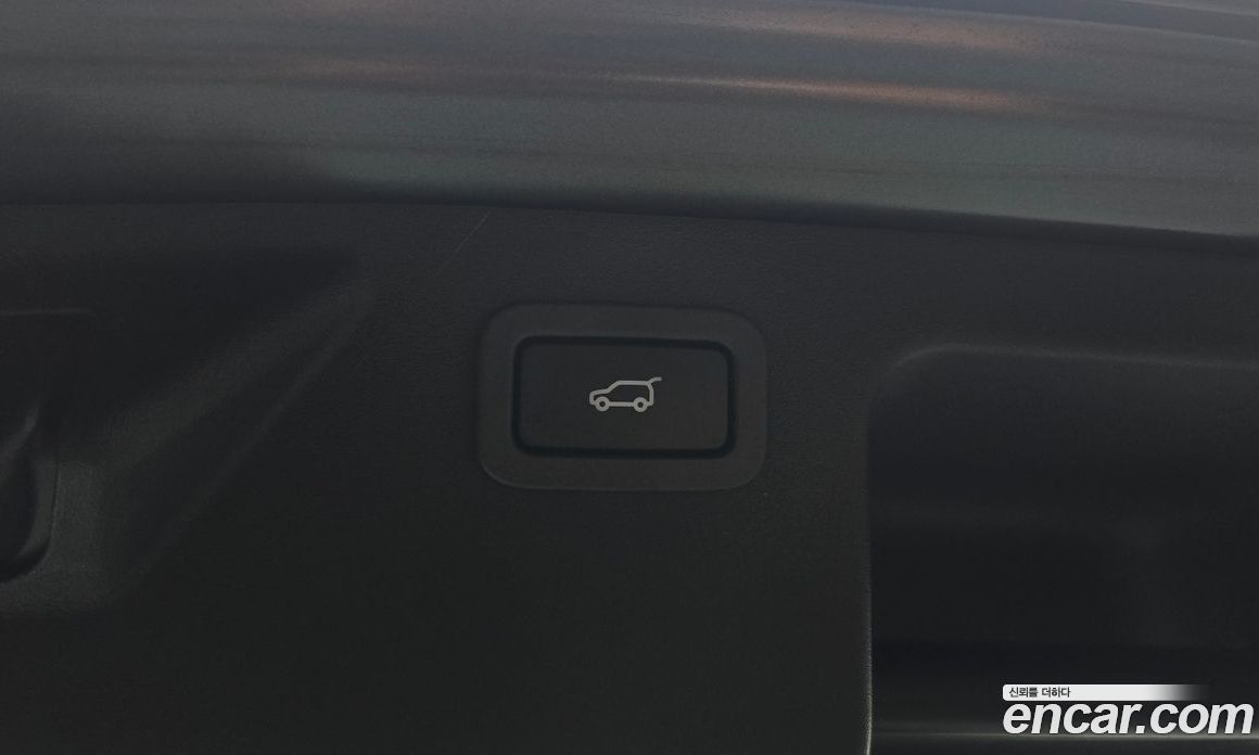 Land Rover Discovery Sport 1st Gen фото 27
