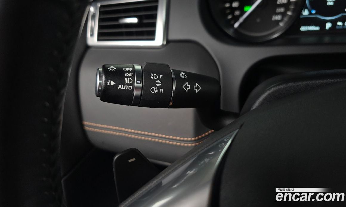 Land Rover Discovery Sport 1st Gen фото 29