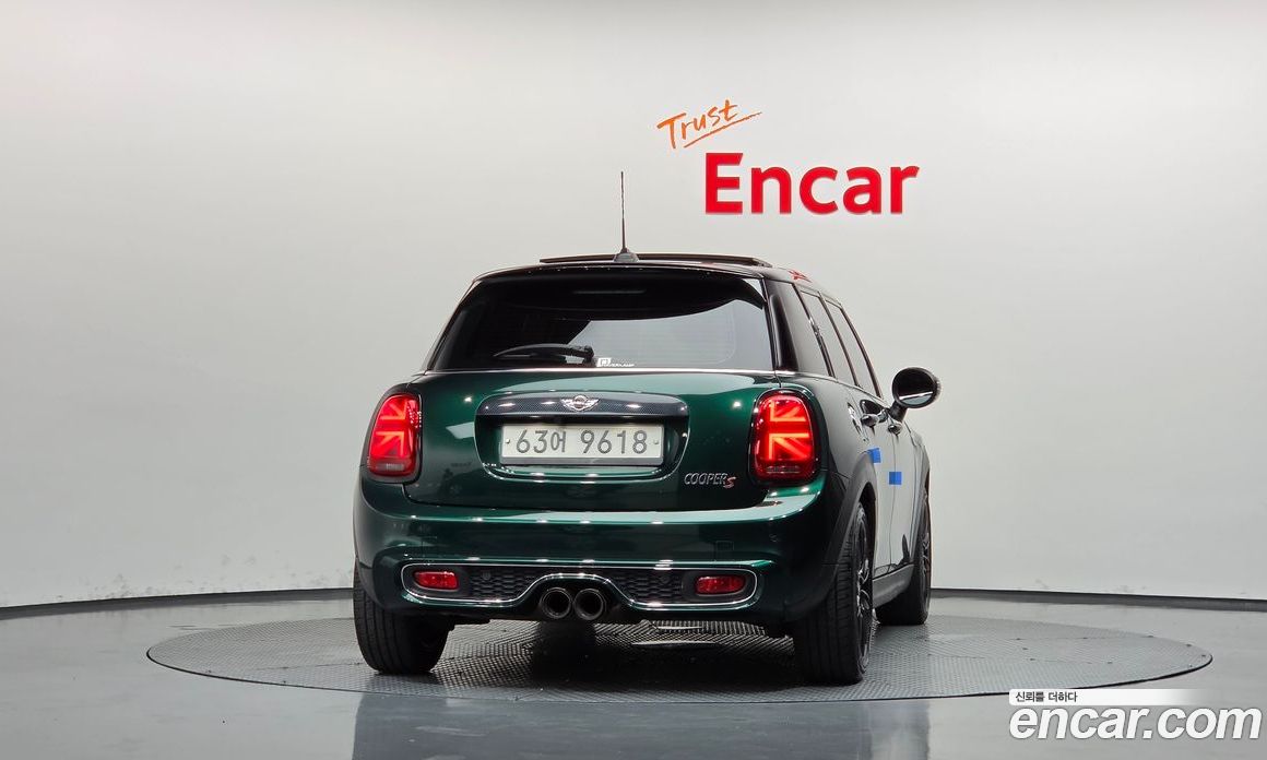 Mini Cooper S фото 4