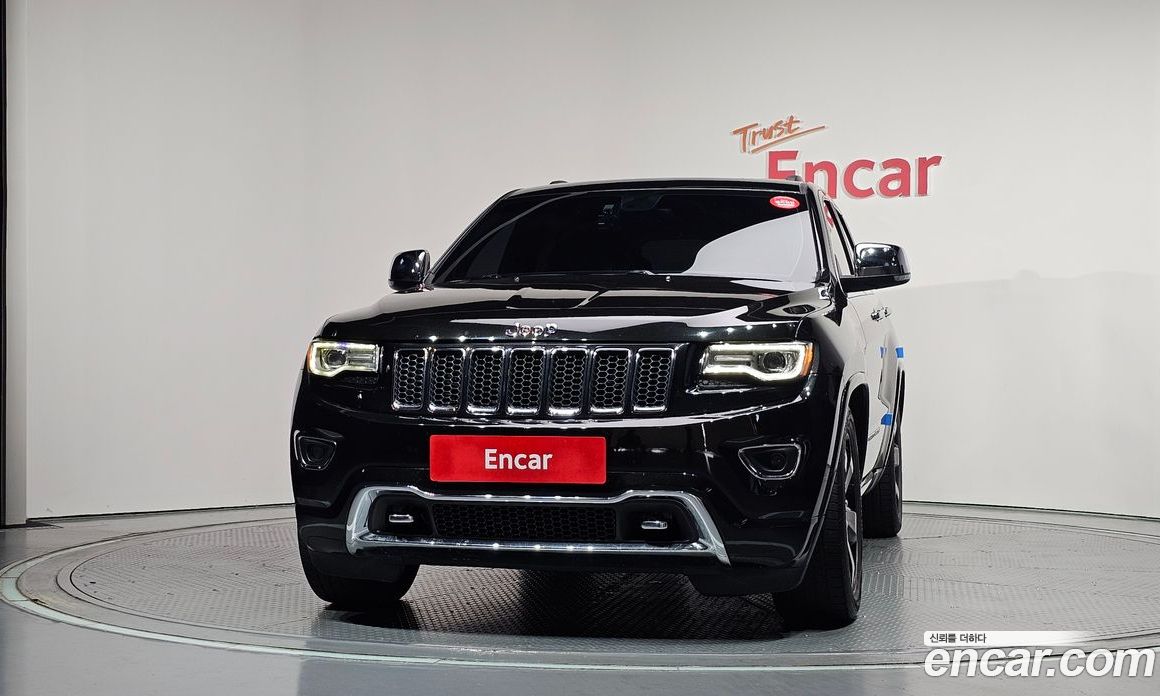 Jeep Grand Cherokee (WK) фото 3