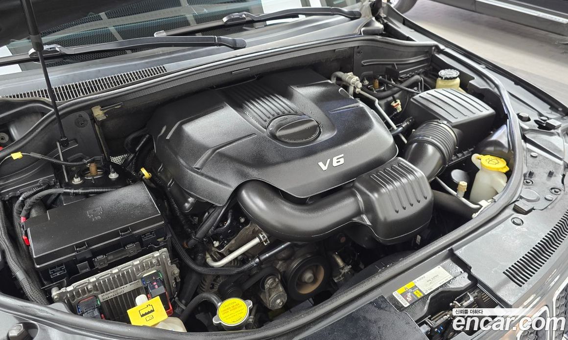 Jeep Grand Cherokee (WK) фото 6