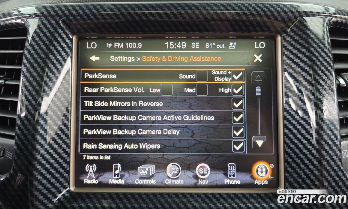 Jeep Grand Cherokee (WK) фото 15