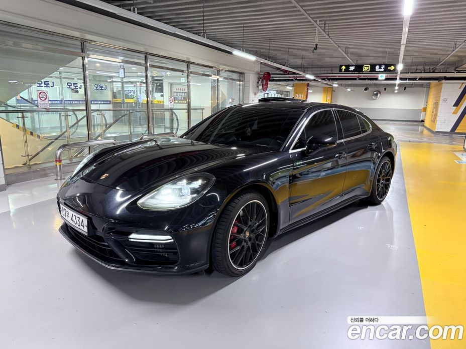 Porsche Panamera (971) фото 7