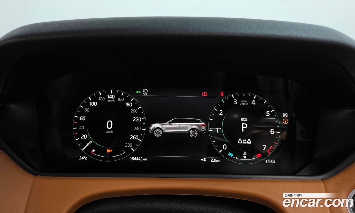 Land Rover Range Rover Velar фото 8
