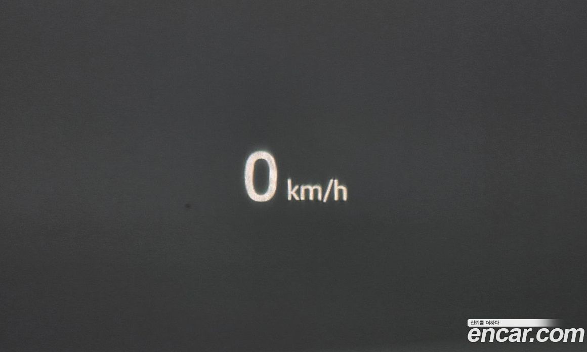 Land Rover Range Rover Velar фото 31