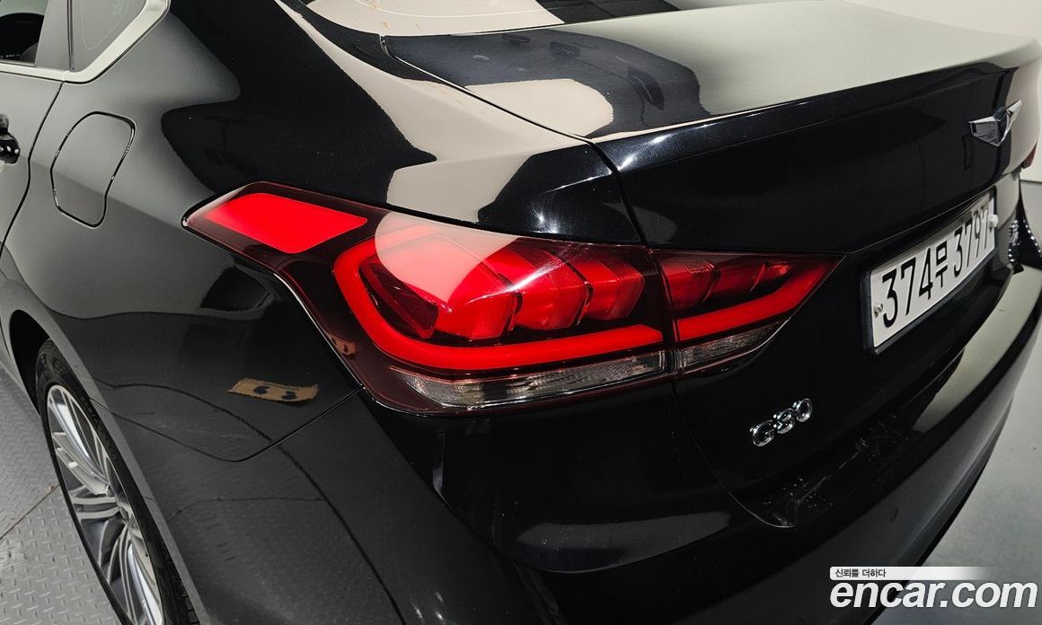 Genesis G80 фото 23