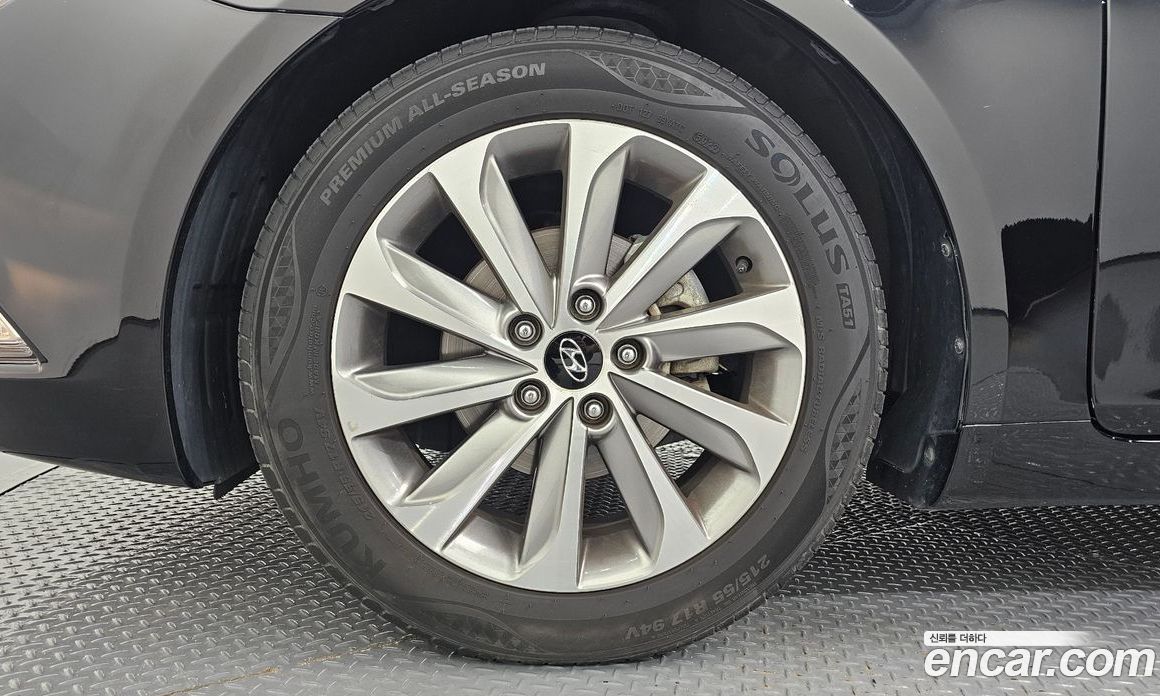 Hyundai Sonata The Brilliant фото 5