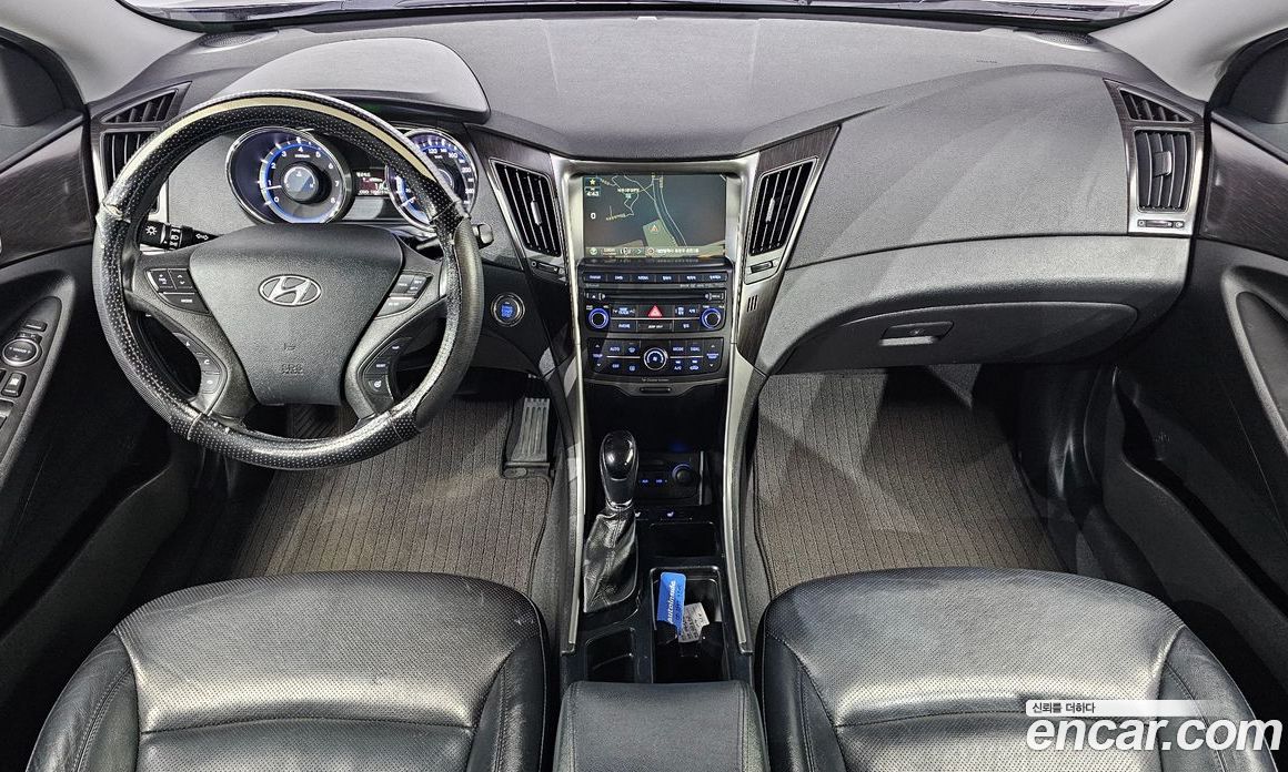 Hyundai Sonata The Brilliant фото 7