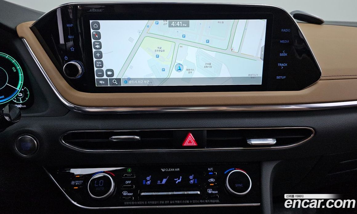 Hyundai Sonata Hybrid (DN8) фото 14