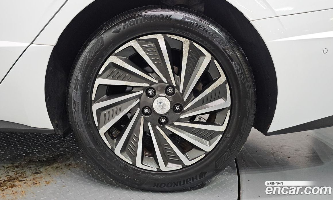 Hyundai Sonata Hybrid (DN8) фото 21