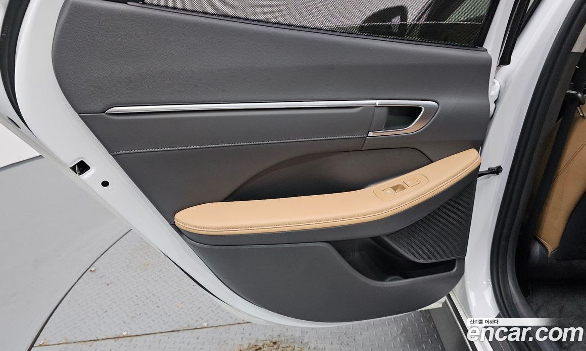Hyundai Sonata Hybrid (DN8) фото 25