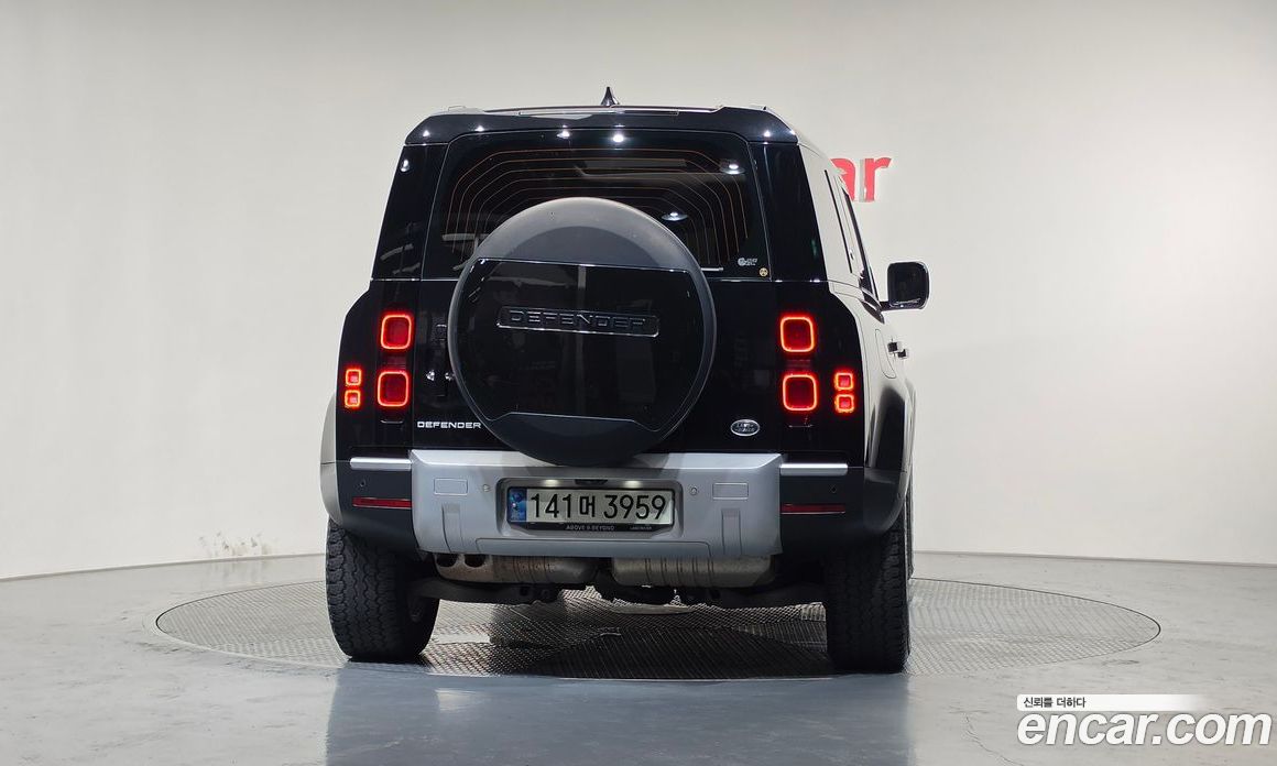 Land Rover Defender (L663) фото 4