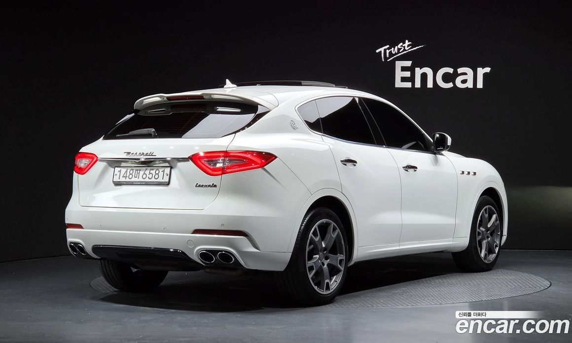 Maserati Levante фото 2