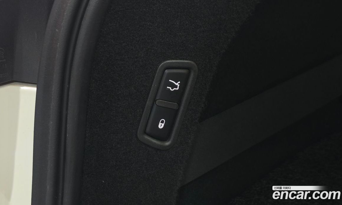 Maserati Levante фото 17