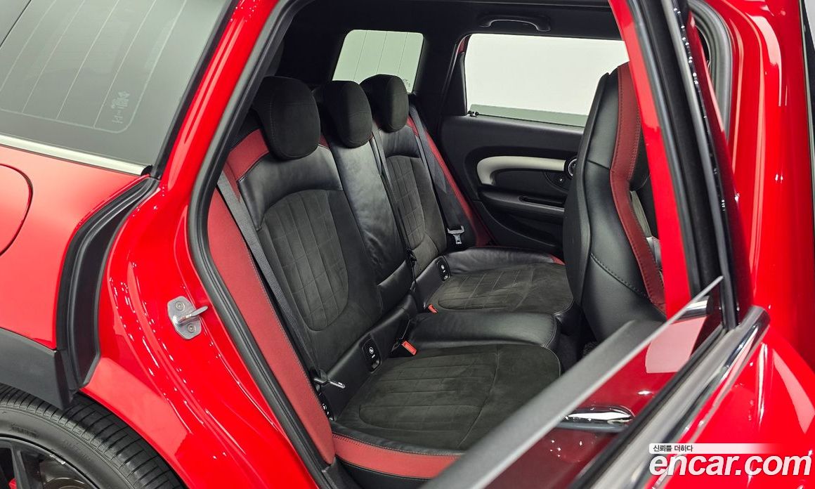 Mini Cooper Clubman S фото 12