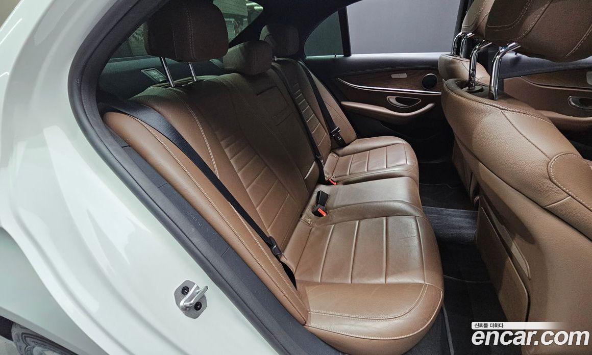 Mercedes-Benz E-Class W213 фото 11