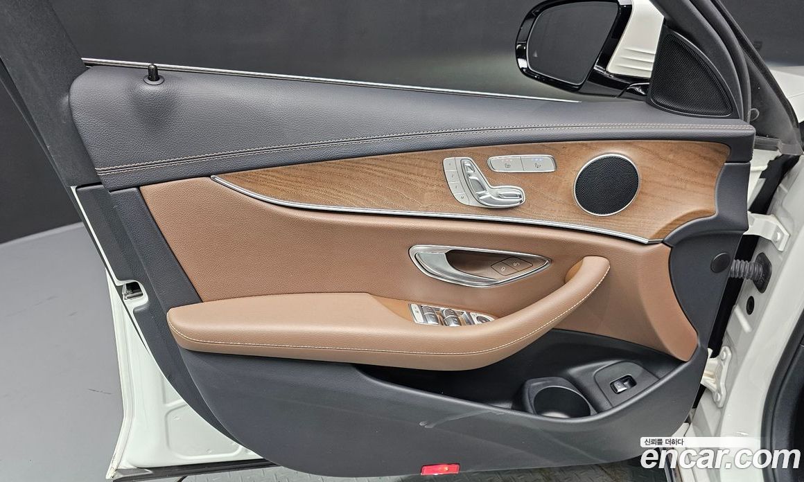 Mercedes-Benz E-Class W213 фото 24