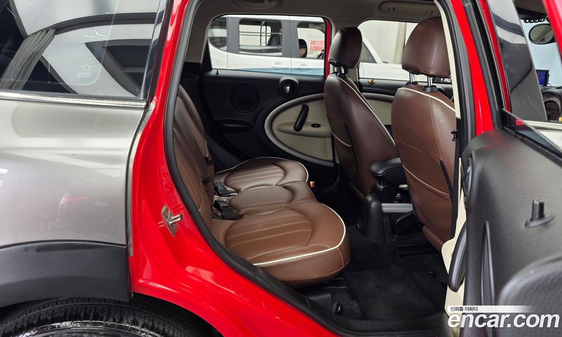 Mini Cooper Countryman D фото 12