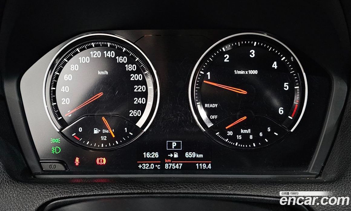 BMW 1-Series (F20) фото 8