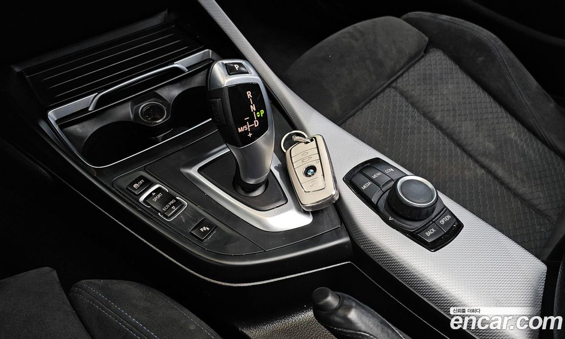 BMW 1-Series (F20) фото 9