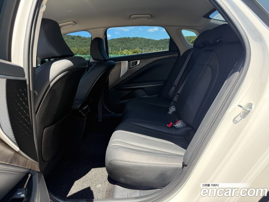 Kia K8 фото 12