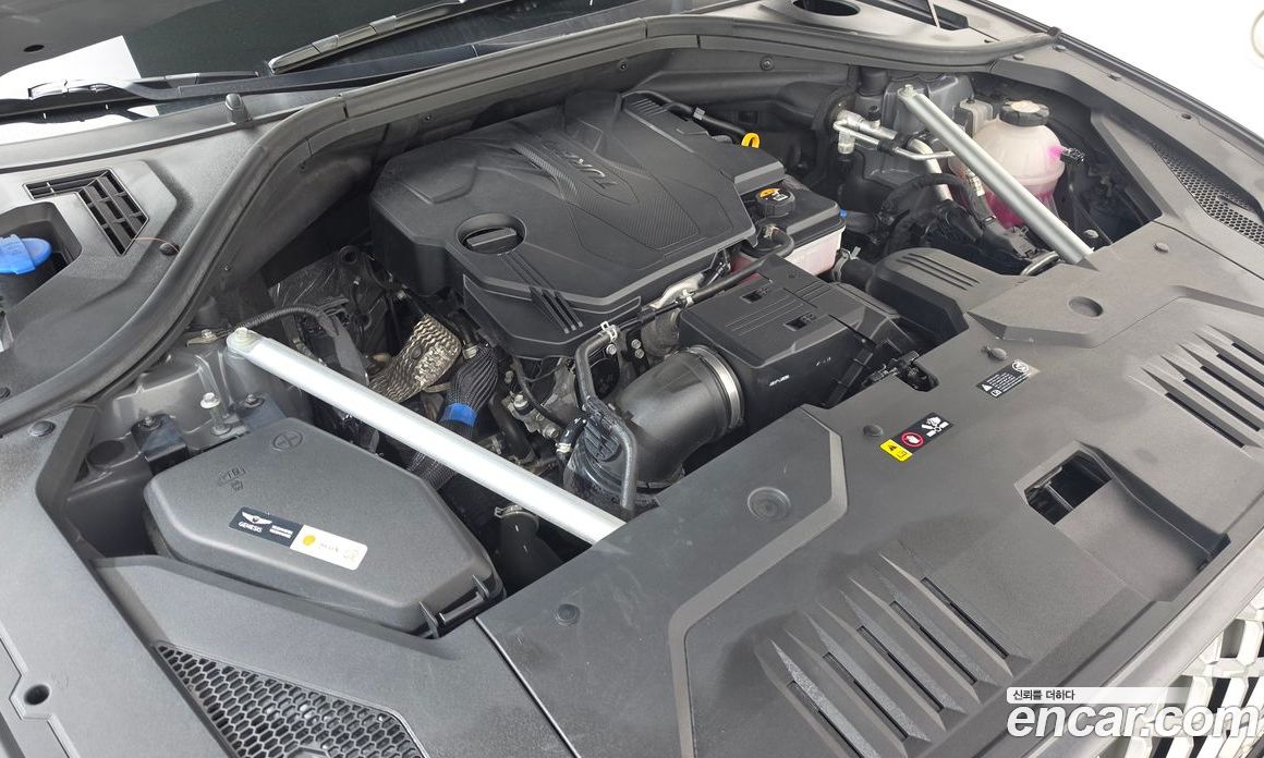 Genesis GV70 фото 6
